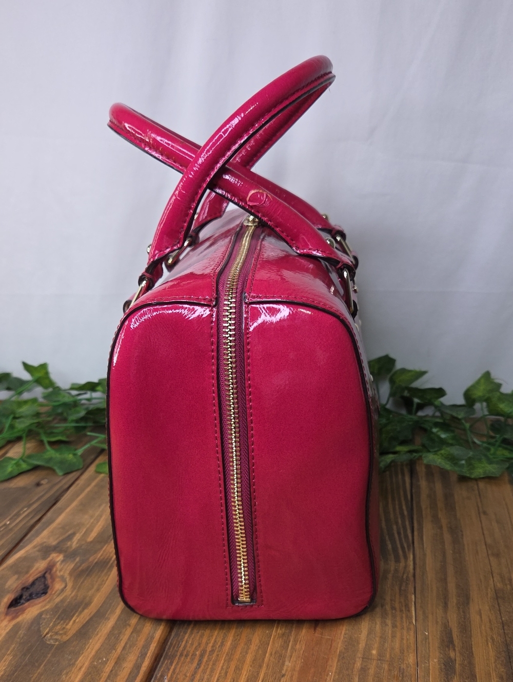 kate spade. Hot Pink Patent Leather Satchel with Gold Hardware. Beautiful - Picture 4 of 16